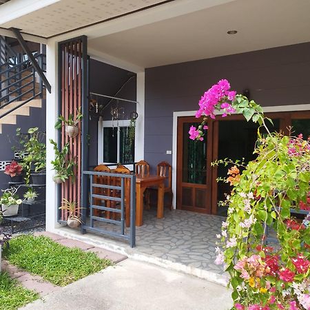 Apartamento Palm Garden House Ko Lanta Exterior foto